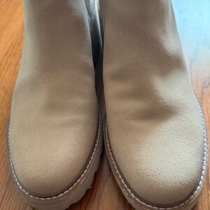 Dolce Vita light tan Ankle Booties